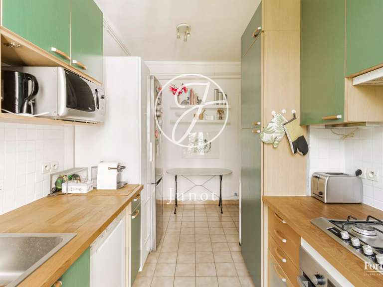 Appartement Paris 9e - 4 chambres - 132m²