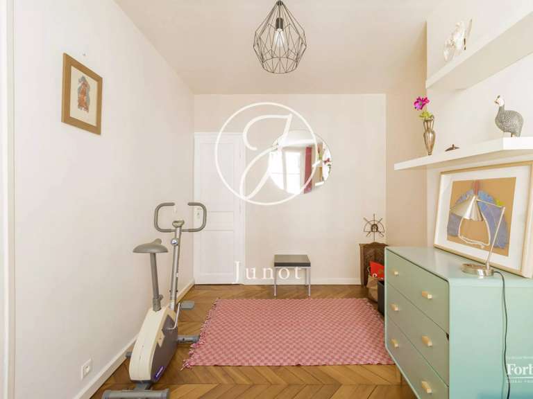 Appartement Paris 9e - 4 chambres - 132m²