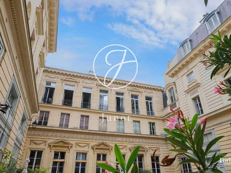 Appartement Paris 9e - 5 chambres - 229m²