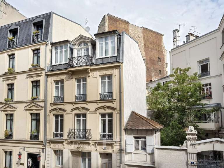 Appartement Paris 9e - 5 chambres - 239m²