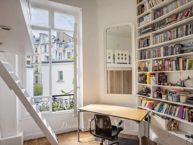 Appartement Paris 9e - 5 chambres - 239m²