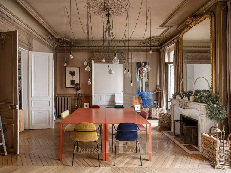 Appartement Paris 9e - 5 chambres - 239m²