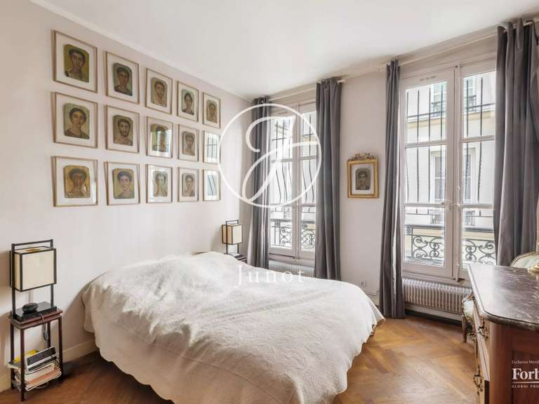 Appartement Paris 9e - 2 chambres - 93m²