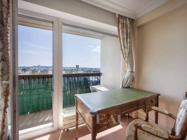 Appartement Paris 9e - 3 chambres - 103m²
