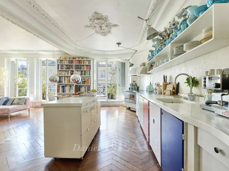 Appartement Paris 9e - 4 chambres - 135m²