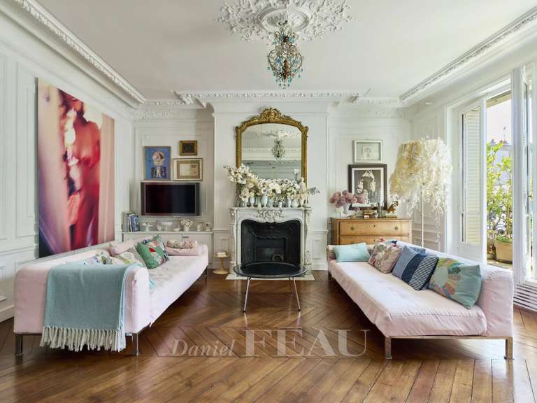 Appartement Paris 9e - 4 chambres - 135m²
