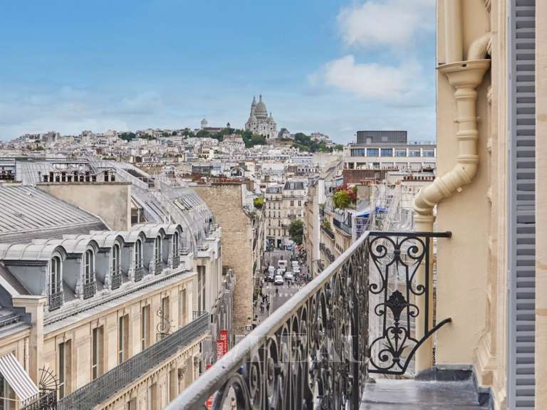 Appartement Paris 9e - 3 chambres - 168m²