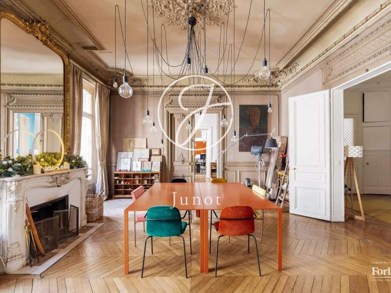Appartement Paris 9e - 5 chambres - 239m²