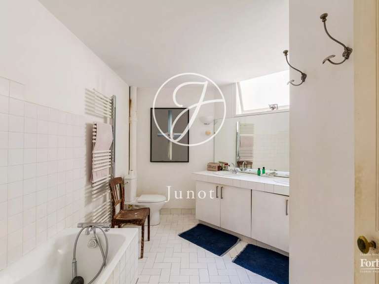 Appartement Paris 9e - 5 chambres - 239m²