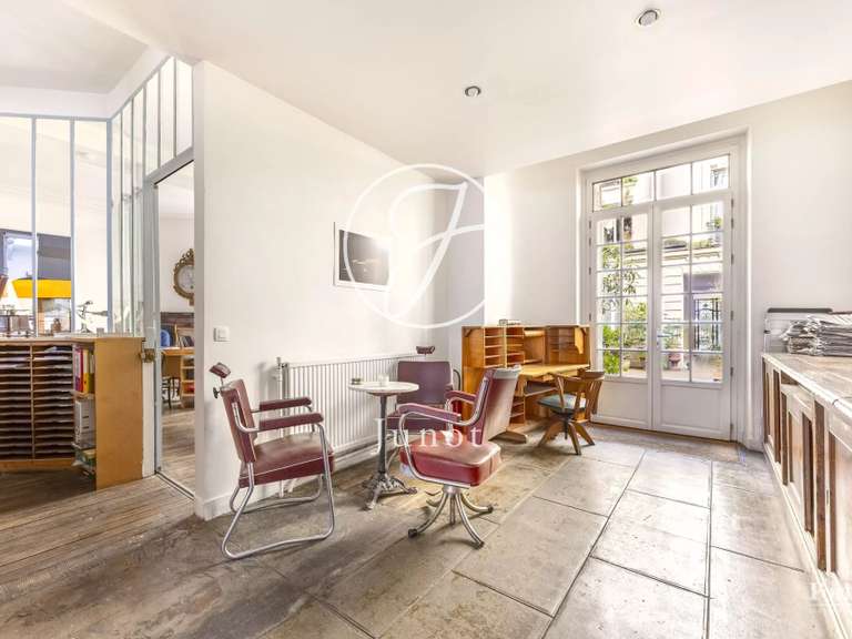 Appartement Paris 9e - 3 chambres - 289m²
