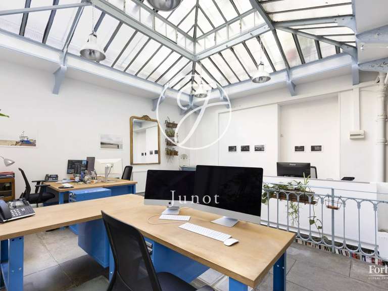 Appartement Paris 9e - 3 chambres - 289m²