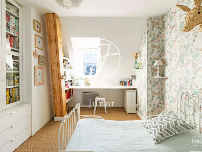 Appartement Paris 9e - 3 chambres - 125m²
