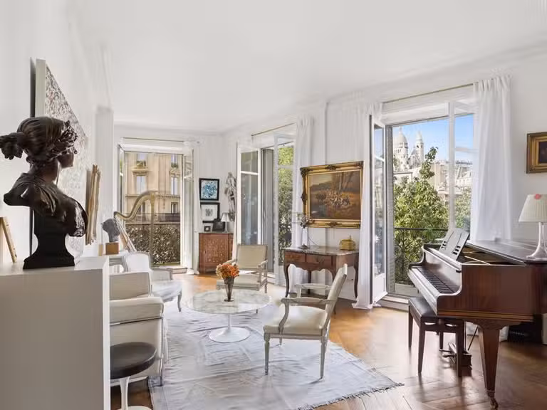 Appartement Paris 9e - 2 chambres - 84m²