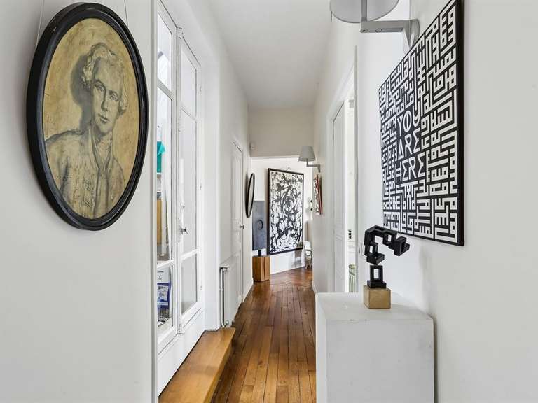 Appartement Paris 9e - 2 chambres - 84m²