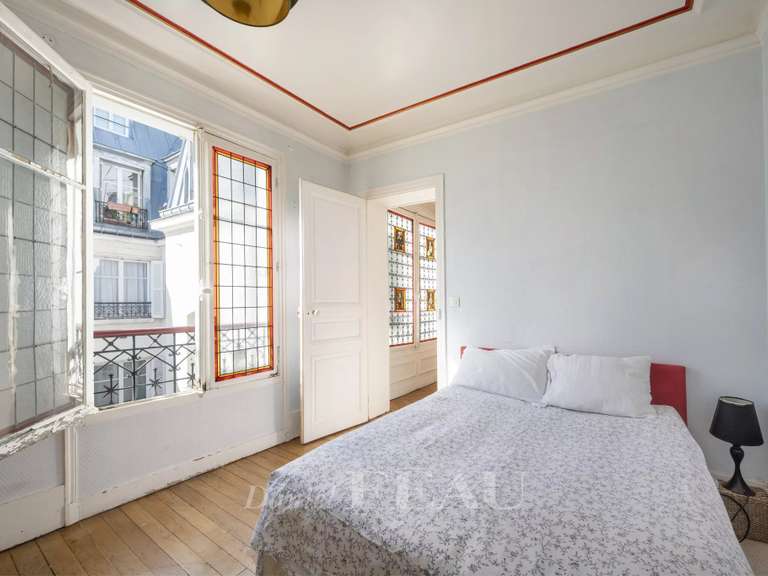 Appartement Paris 9e - 3 chambres - 103m²