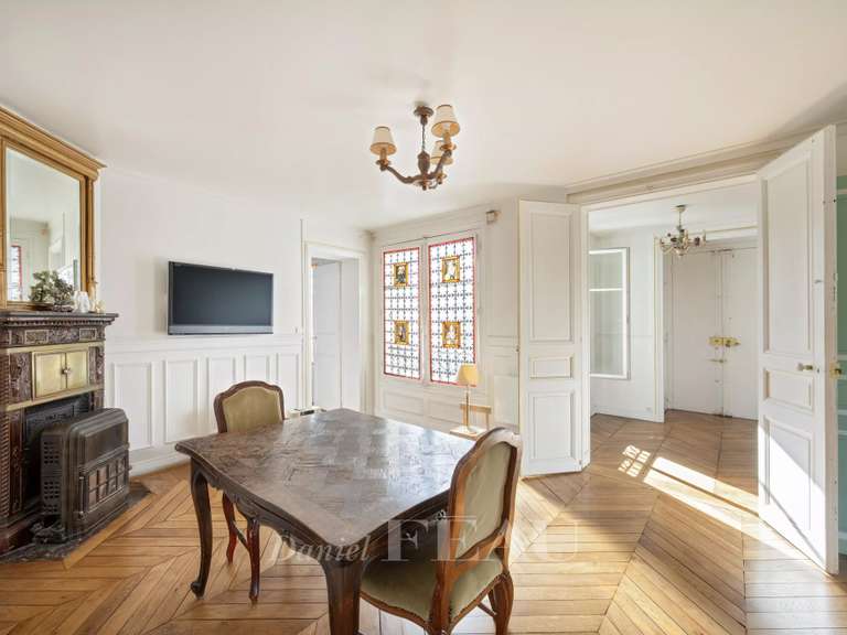 Appartement Paris 9e - 3 chambres - 103m²
