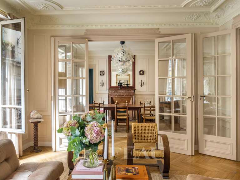 Appartement Paris 9e - 3 chambres - 120m²