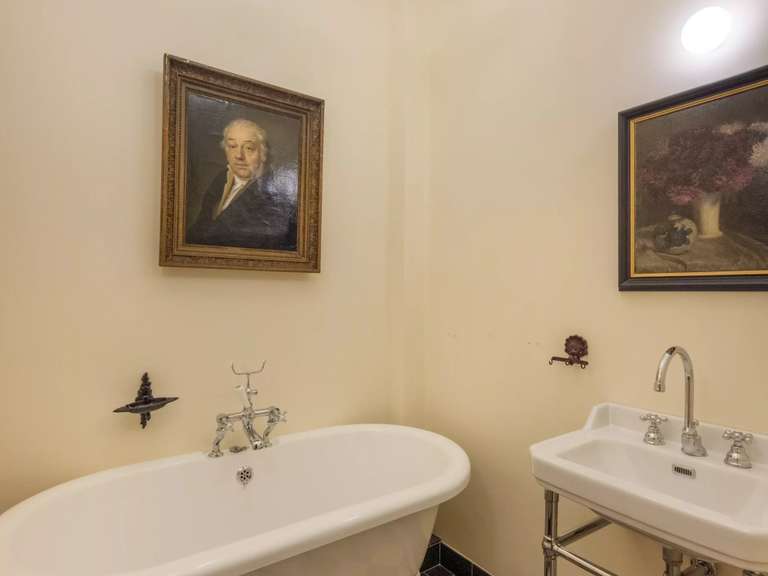 Appartement Paris 9e - 3 chambres - 120m²