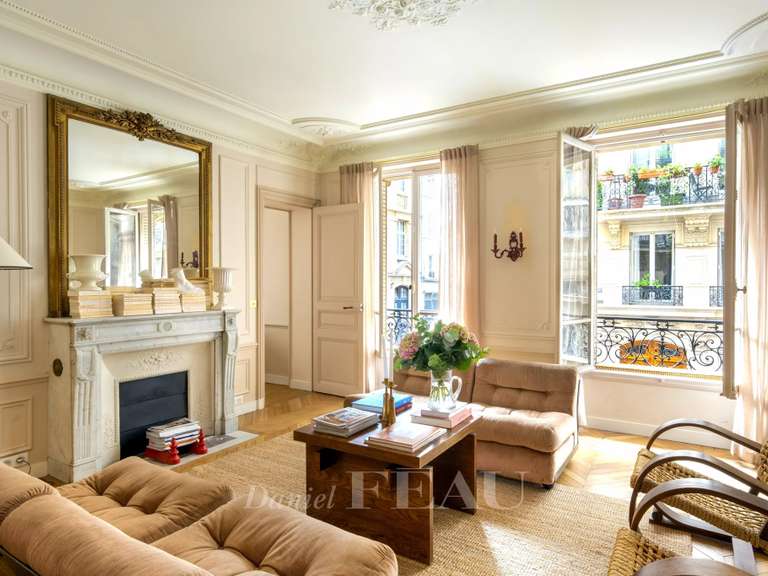 Appartement Paris 9e - 3 chambres - 120m²