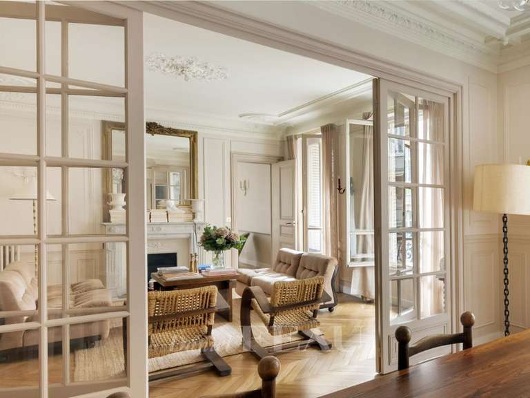 Appartement Paris 9e - 3 chambres - 120m²