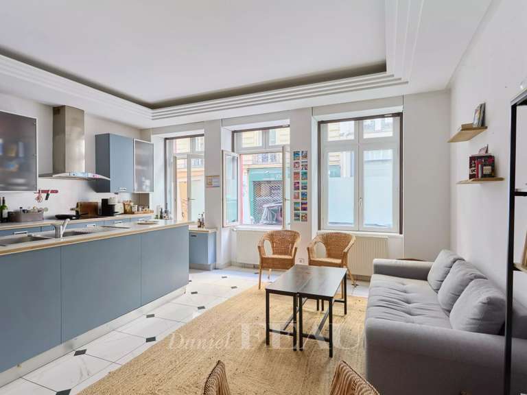 Appartement Paris 9e - 3 chambres - 114m²