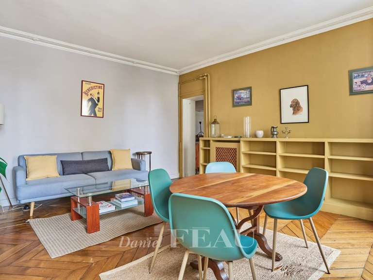 Appartement Paris 9e - 2 chambres - 68m²