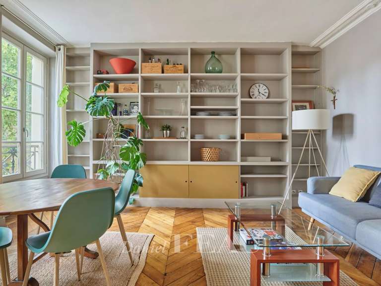 Appartement Paris 9e - 2 chambres - 68m²