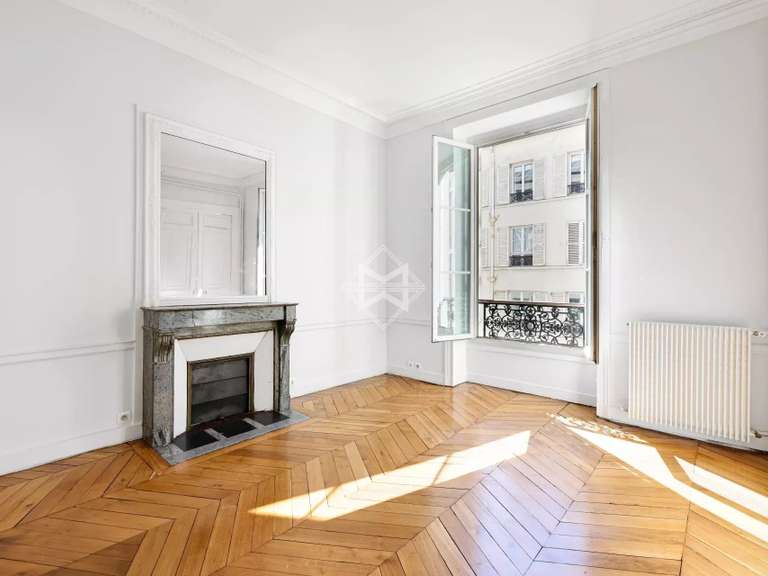 Appartement Paris 9e - 3 chambres - 149m²