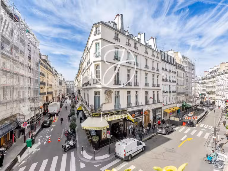 Appartement Paris 9e - 3 chambres - 98m²