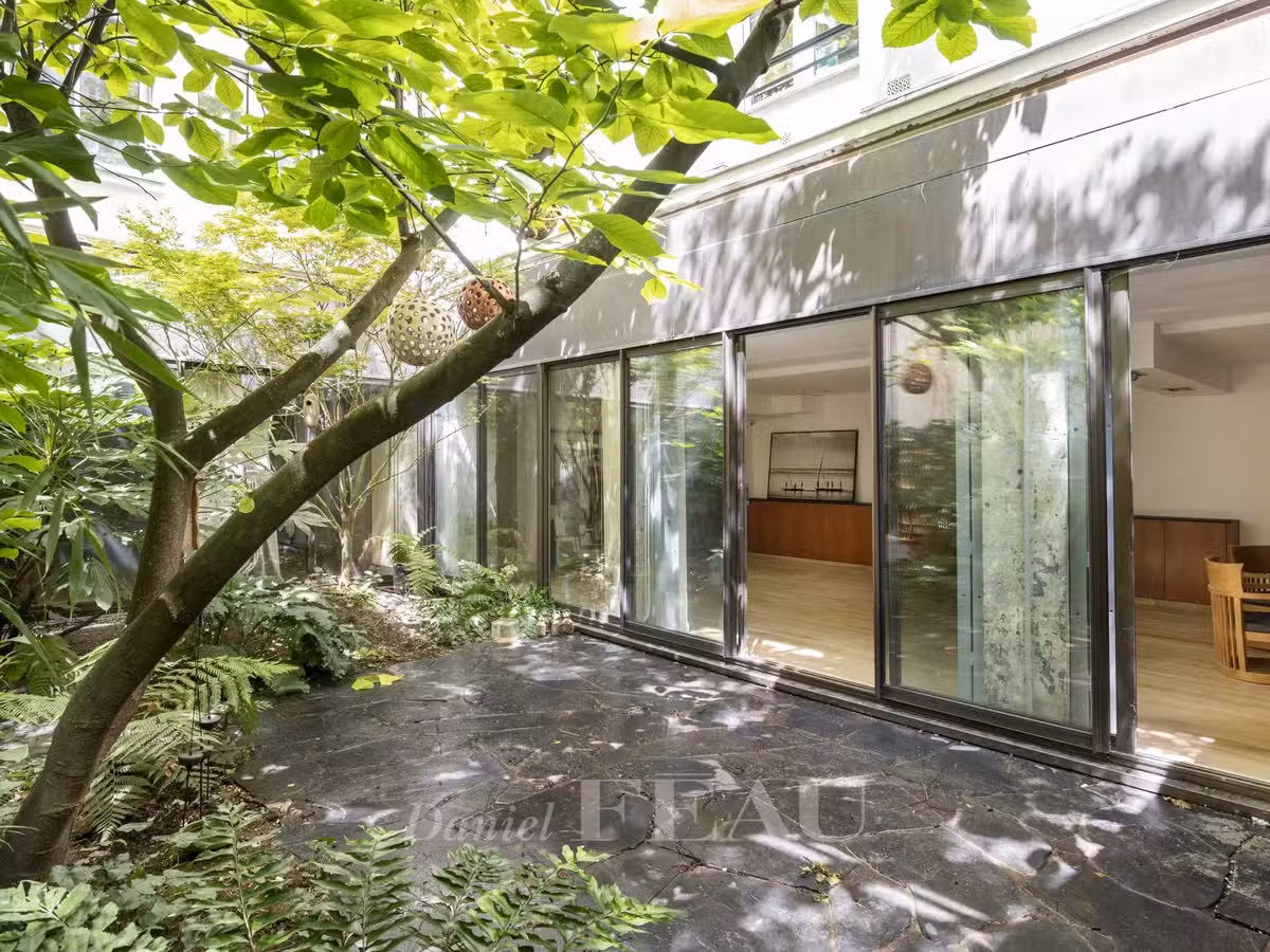 Apartment Paris 9e