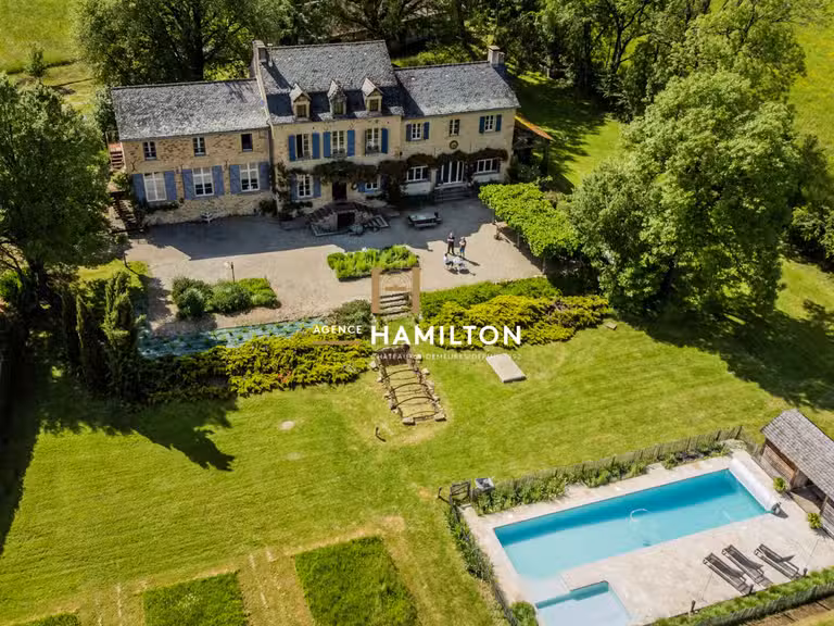 Maison Parisot - 9 chambres - 414m²