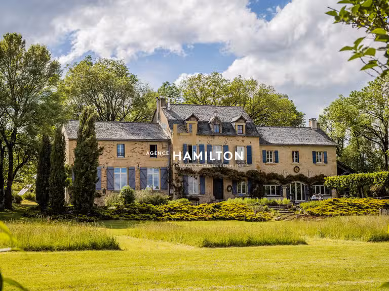 Maison Parisot - 9 chambres - 414m²