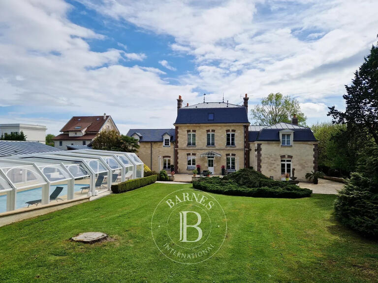 Vente Maison Parmain - 8 chambres