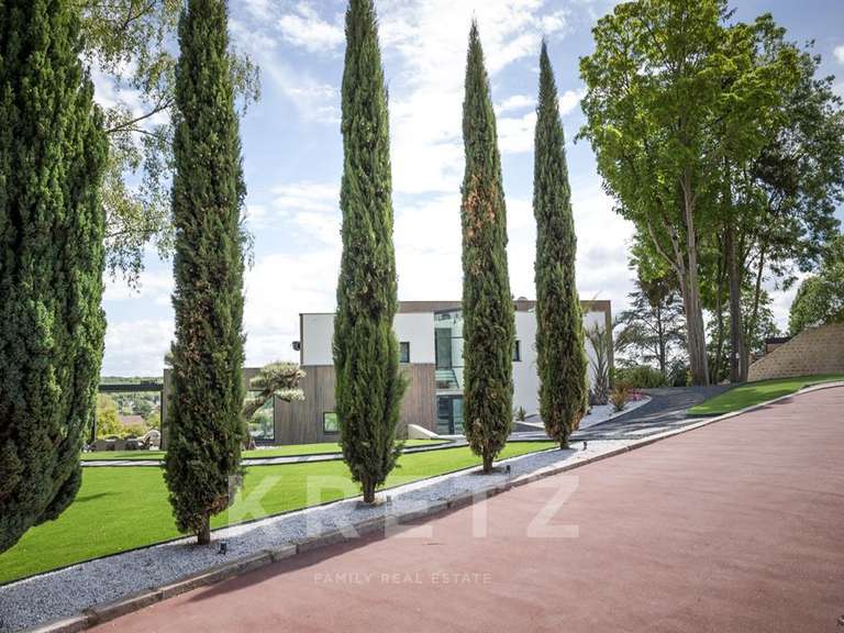 Maison Parmain - 5 chambres - 450m²