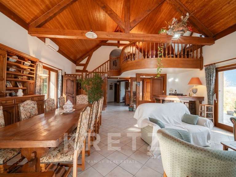 Maison Parves et Nattages - 197m²