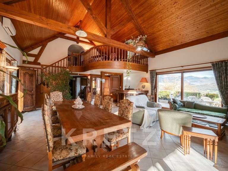 Maison Parves et Nattages - 197m²