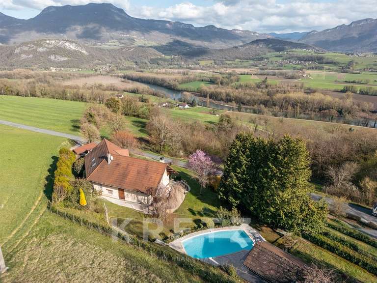 Maison Parves et Nattages - 197m²