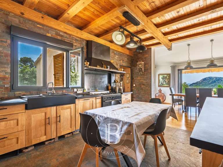 Villa Patrimonio - 3 chambres - 261m²