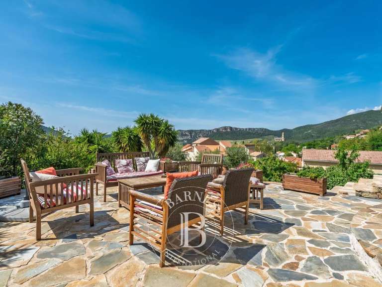Villa Patrimonio - 3 chambres - 261m²