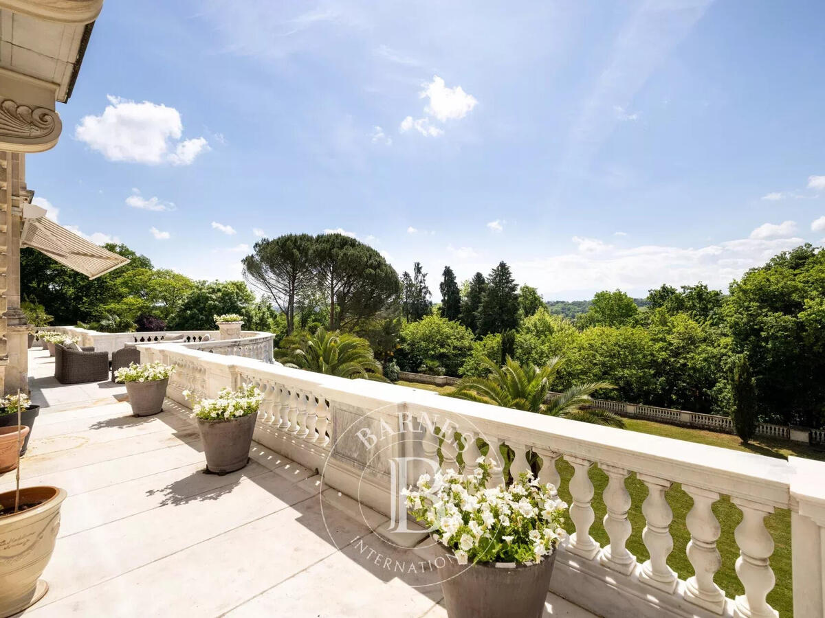 Apartment Pau