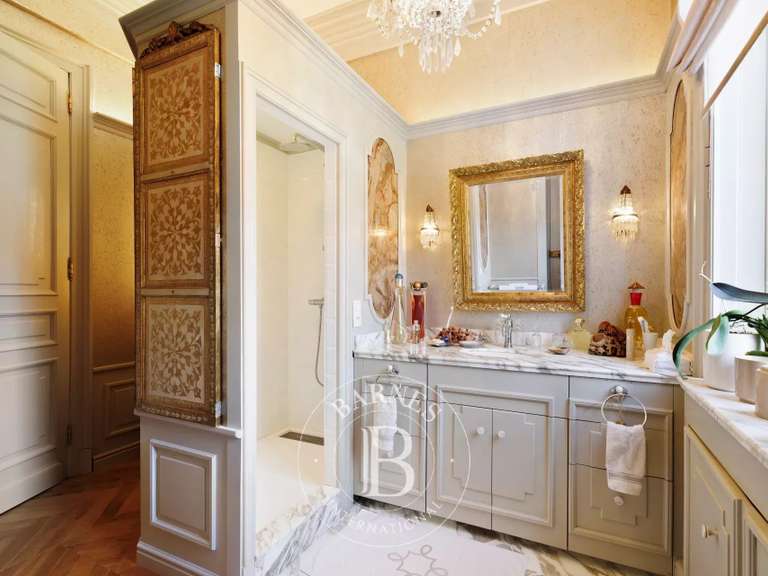 Appartement Pau - 3 chambres - 366m²