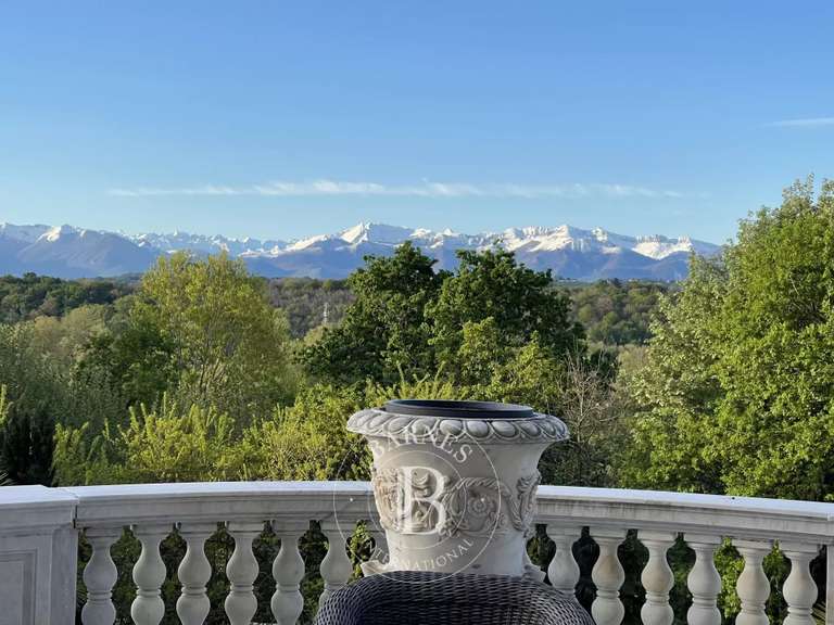 Appartement Pau - 3 chambres - 366m²