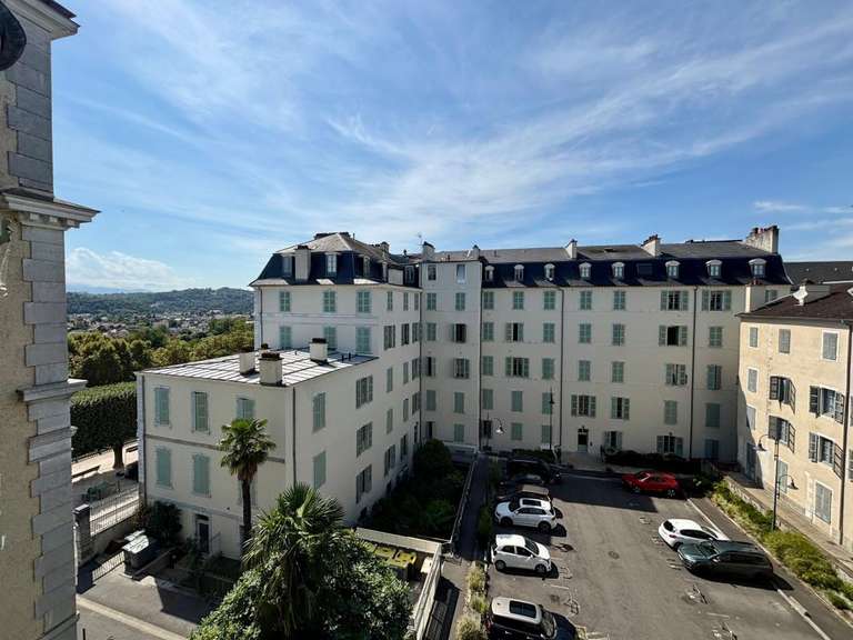 Appartement Pau - 3 chambres - 114m²