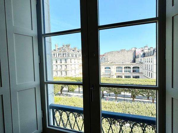 Appartement Pau - 3 chambres - 114m²