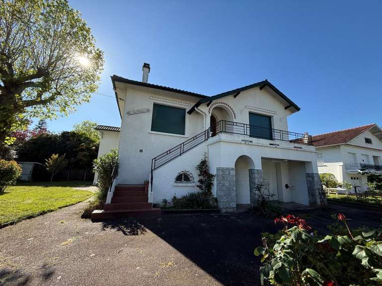Maison Pau - 6 chambres - 230m²