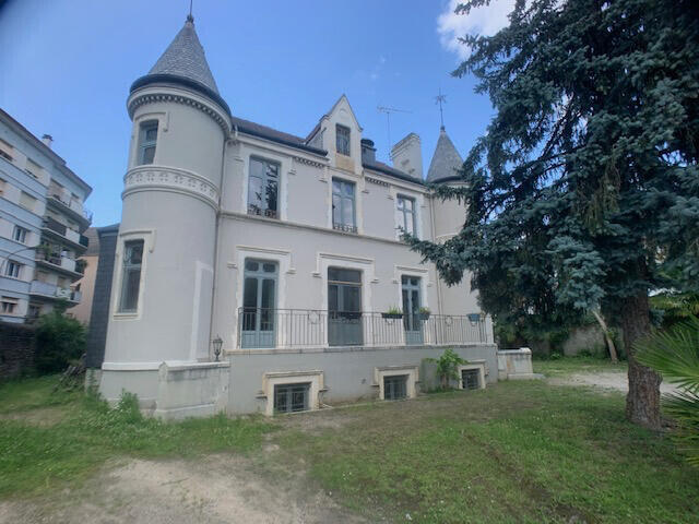 Sale Property Pau - 9 bedrooms
