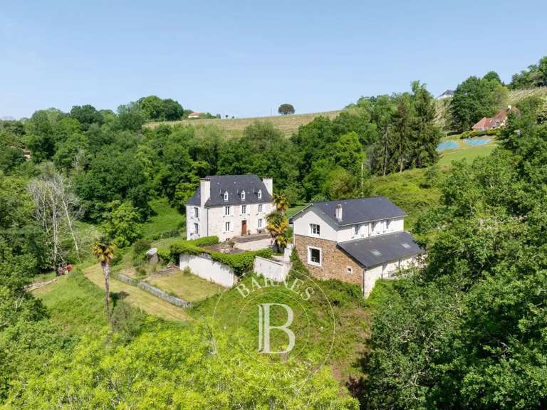 Propriété Pau - 12 chambres - 208m²