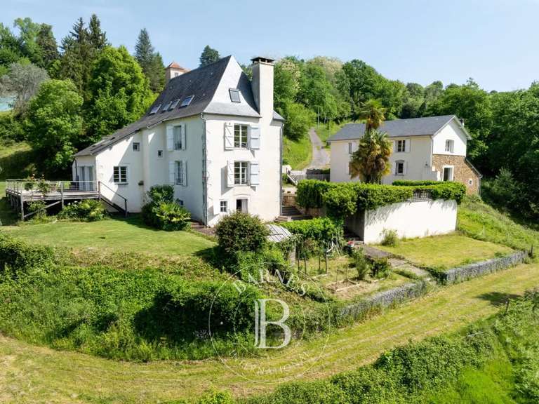 Propriété Pau - 8 chambres - 446m²