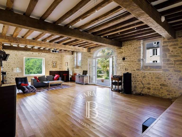 Propriété Pau - 12 chambres - 208m²