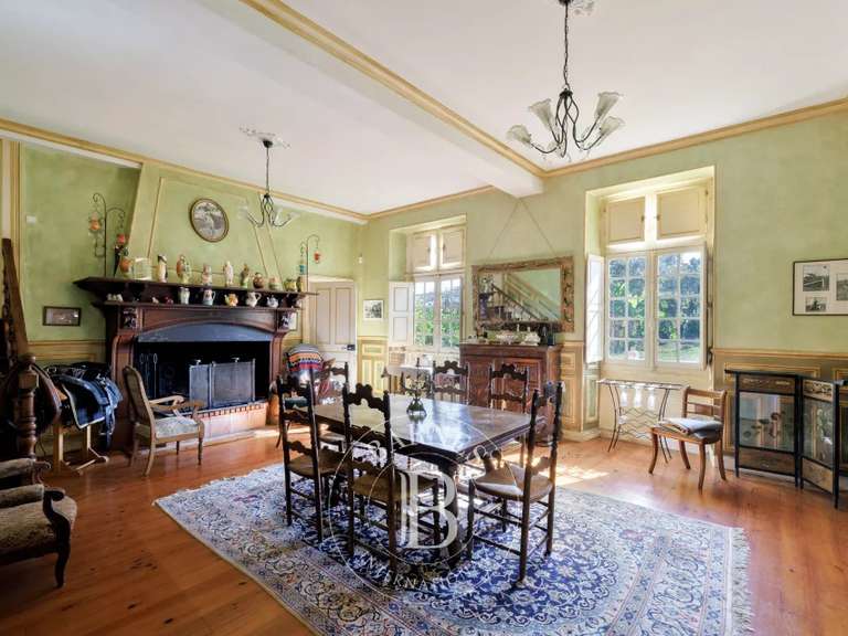 Propriété Pau - 5 chambres - 361m²